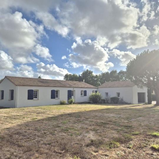 Cote & Sables Immobilier : House | GROSBREUIL (85440) | 163 m2 | 410 000 €   Cote & Sables Immobilier : House | GROSBREUIL (85440) | 163 m2 | 410 000 €