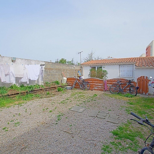  EIRL Cote & Sables Immobilier : Immeuble | LES SABLES-D'OLONNE (85340) | 185 m2 | 466 900 € 