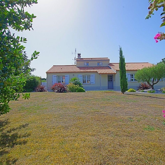  Cote & Sables Immobilier : Maison / Villa | SAINTE-FOY (85150) | 180 m2 | 649 000 € 