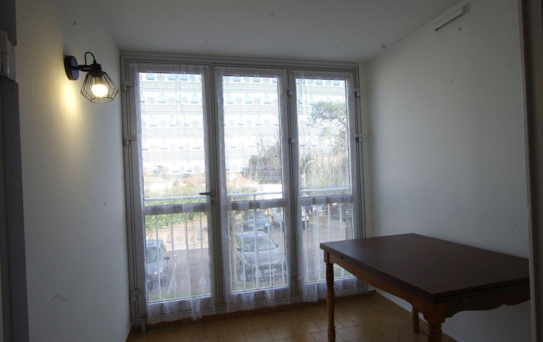 Cote & Sables Immobilier : Appartement | LES SABLES-D'OLONNE (85180) | 26 m2 | 490 € 