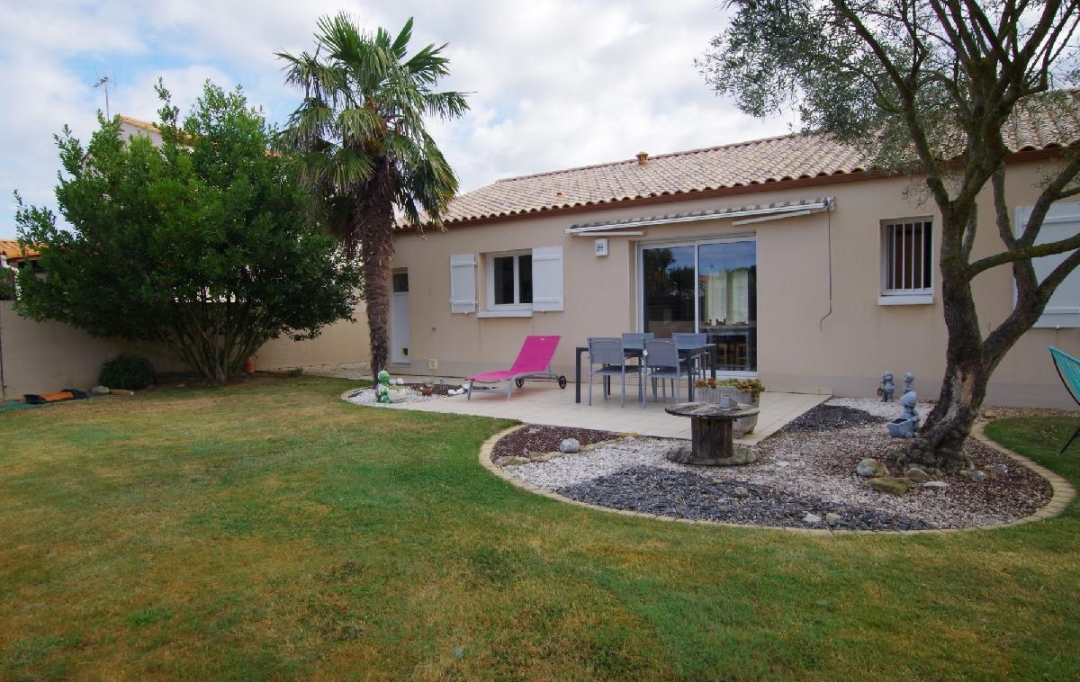 Cote & Sables Immobilier : House | GROSBREUIL (85440) | 87 m2 | 1 026 € 