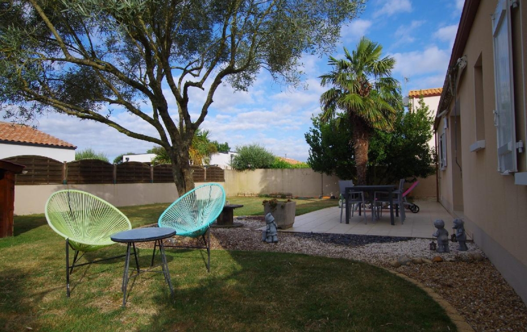 Cote & Sables Immobilier : House | GROSBREUIL (85440) | 87 m2 | 1 026 € 