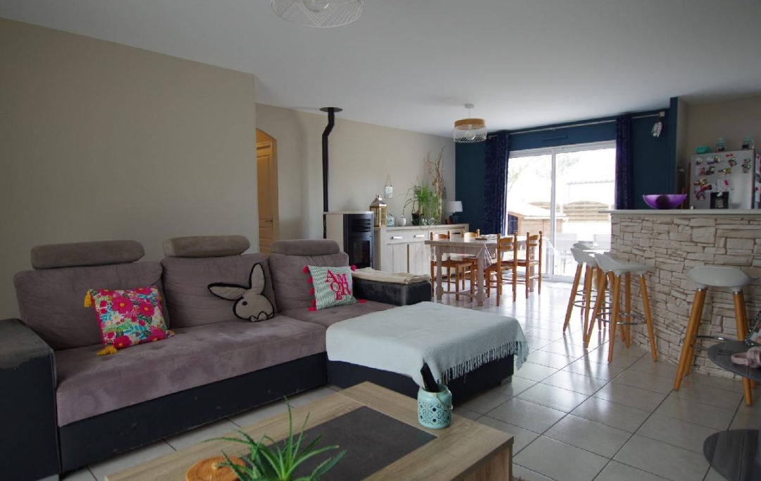 Cote & Sables Immobilier : House | GROSBREUIL (85440) | 87 m2 | 1 026 € 