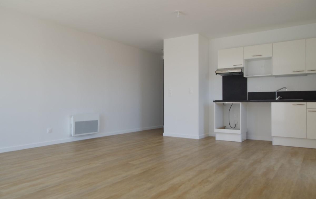 Cote & Sables Immobilier : Appartement | LES SABLES-D'OLONNE (85180) | 71 m2 | 880 € 