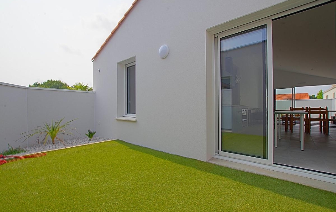 Cote & Sables Immobilier : House | SAINTE-FOY (85150) | 78 m2 | 990 € 