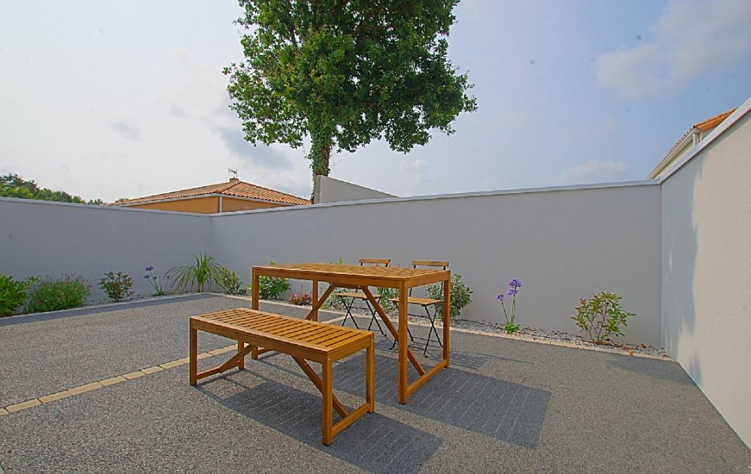 Cote & Sables Immobilier : House | SAINTE-FOY (85150) | 78 m2 | 990 € 