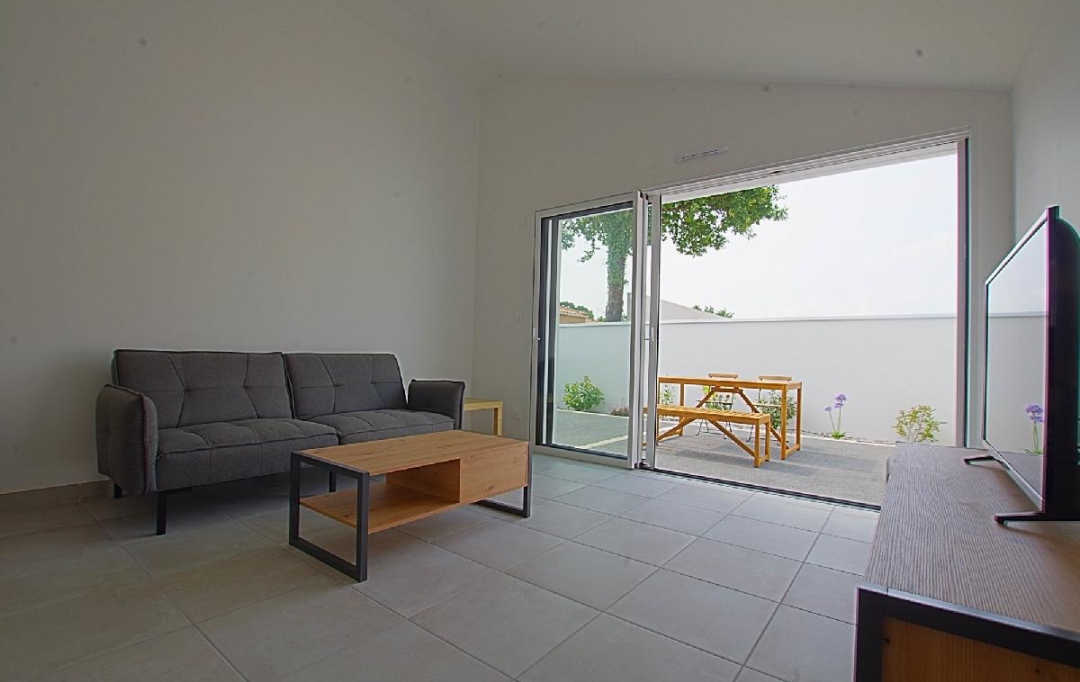 Cote & Sables Immobilier : House | SAINTE-FOY (85150) | 78 m2 | 990 € 