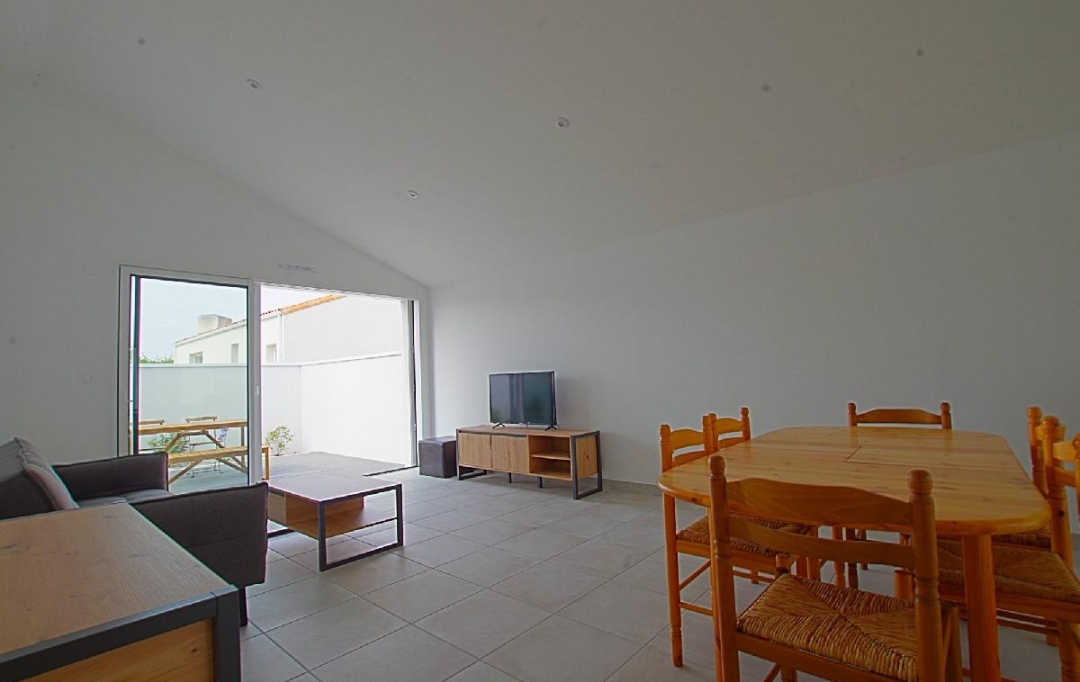 Cote & Sables Immobilier : House | SAINTE-FOY (85150) | 78 m2 | 990 € 