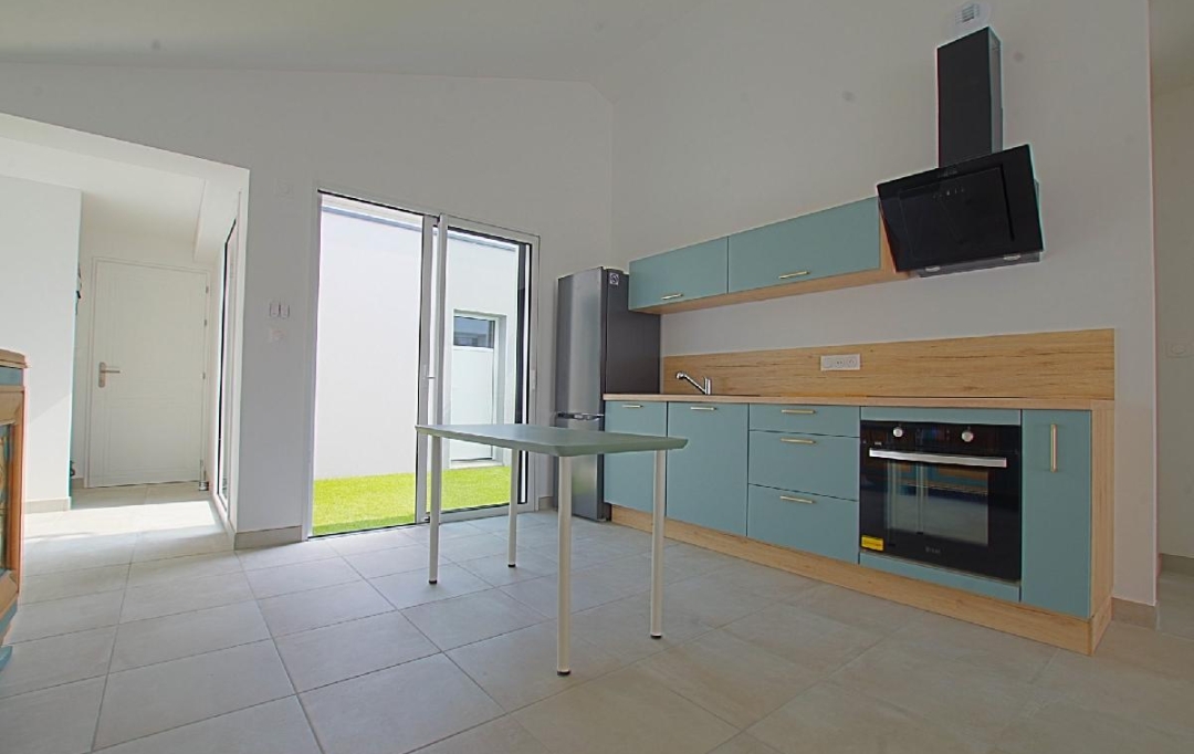Cote & Sables Immobilier : House | SAINTE-FOY (85150) | 78 m2 | 990 € 