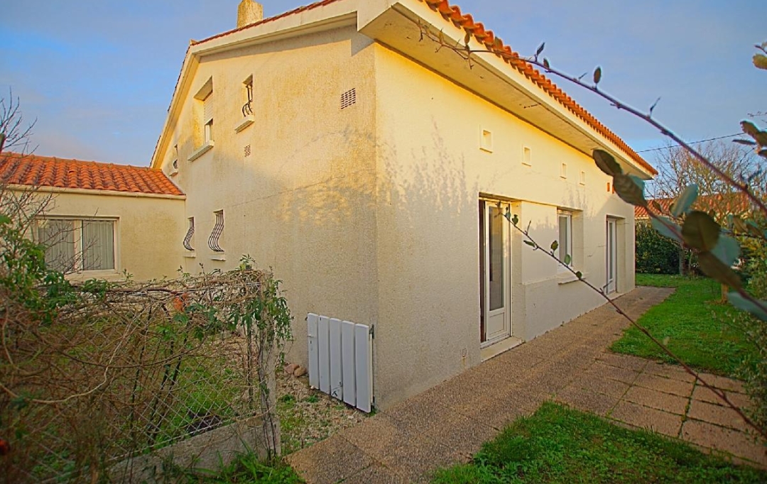 Cote & Sables Immobilier : Maison / Villa | LES SABLES-D'OLONNE (85100) | 140 m2 | 367 800 € 
