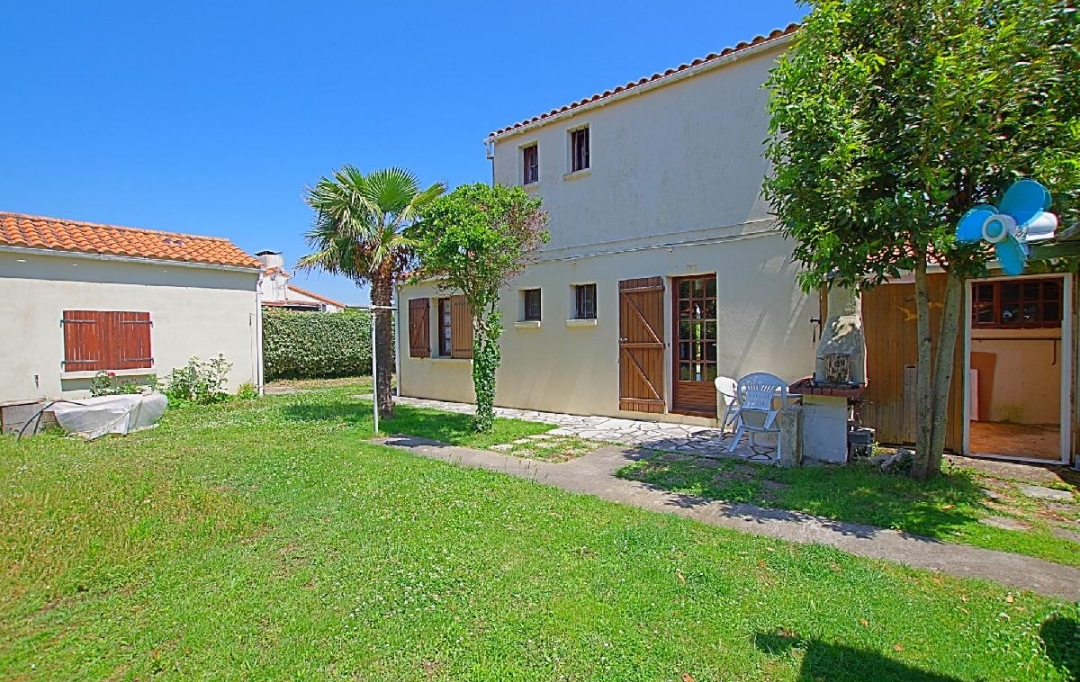 Cote & Sables Immobilier : Maison / Villa | BREM-SUR-MER (85470) | 91 m2 | 295 900 € 