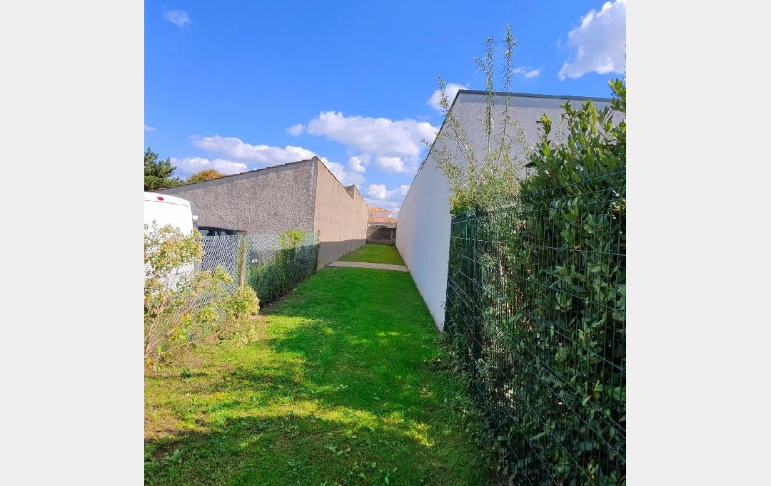 Cote & Sables Immobilier : Terrain | CHATEAU-D'OLONNE (85180) | 190 m2 | 24 900 &euro; 