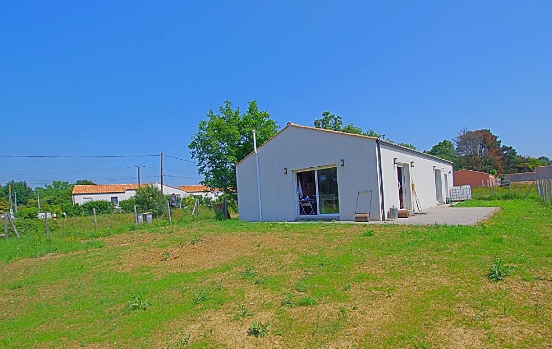 Cote & Sables Immobilier : Maison / Villa | SAINTE-FOY (85150) | 78 m2 | 283 500 € 