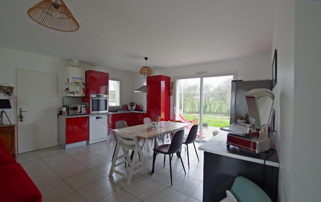 Cote & Sables Immobilier : Maison / Villa | SAINTE-FOY (85150) | 81 m2 | 293 500 € 