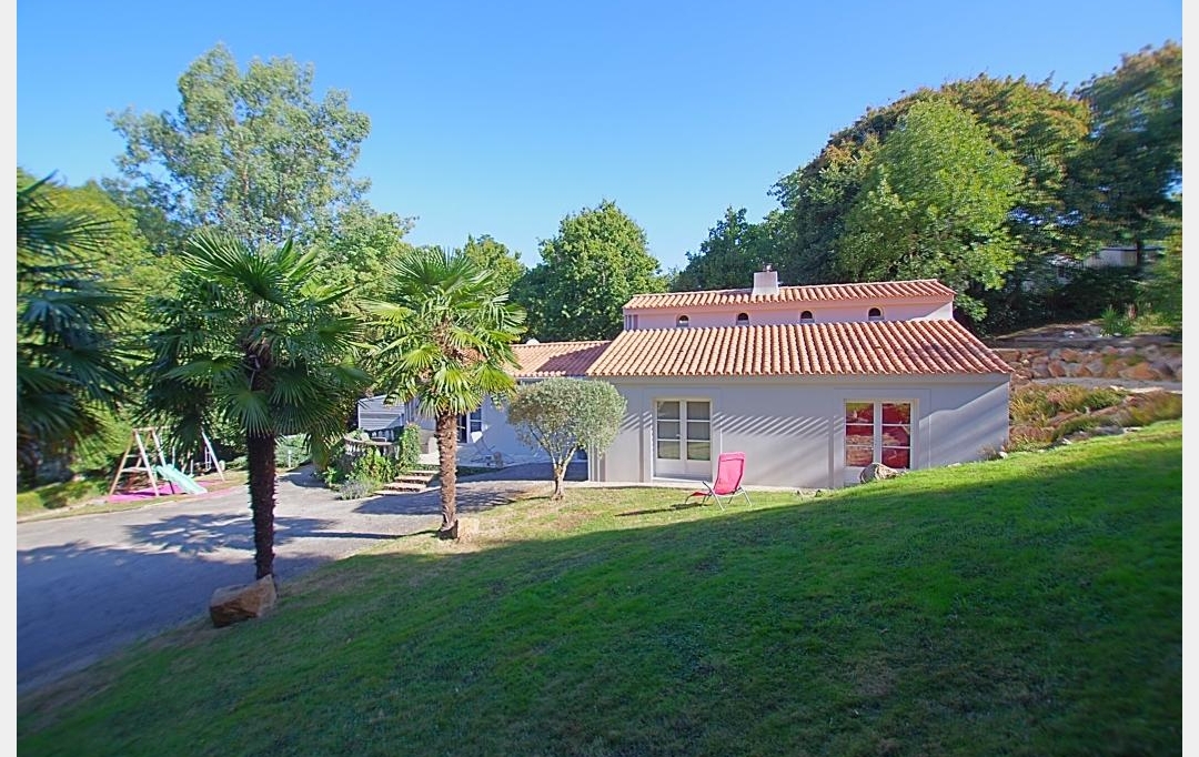Cote & Sables Immobilier : Maison / Villa | TALMONT-SAINT-HILAIRE (85440) | 155 m2 | 330 000 € 