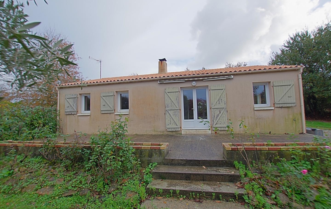 Cote & Sables Immobilier : Maison / Villa | SAINTE-FOY (85150) | 100 m2 | 220 000 € 