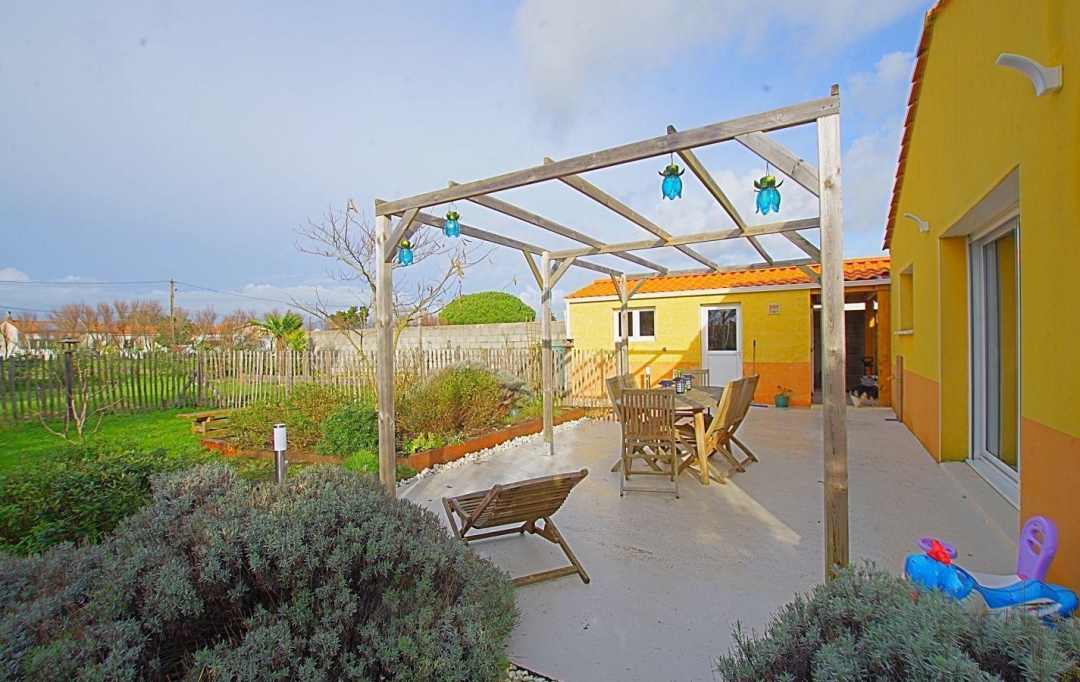 Cote & Sables Immobilier : Maison / Villa | L'ILE-D'OLONNE (85340) | 105 m2 | 336 900 € 