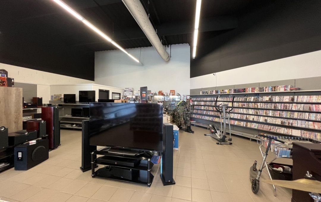 Cote & Sables Immobilier : Local / Bureau | LES SABLES-D'OLONNE (85100) | 214 m2 | 27 900 € 