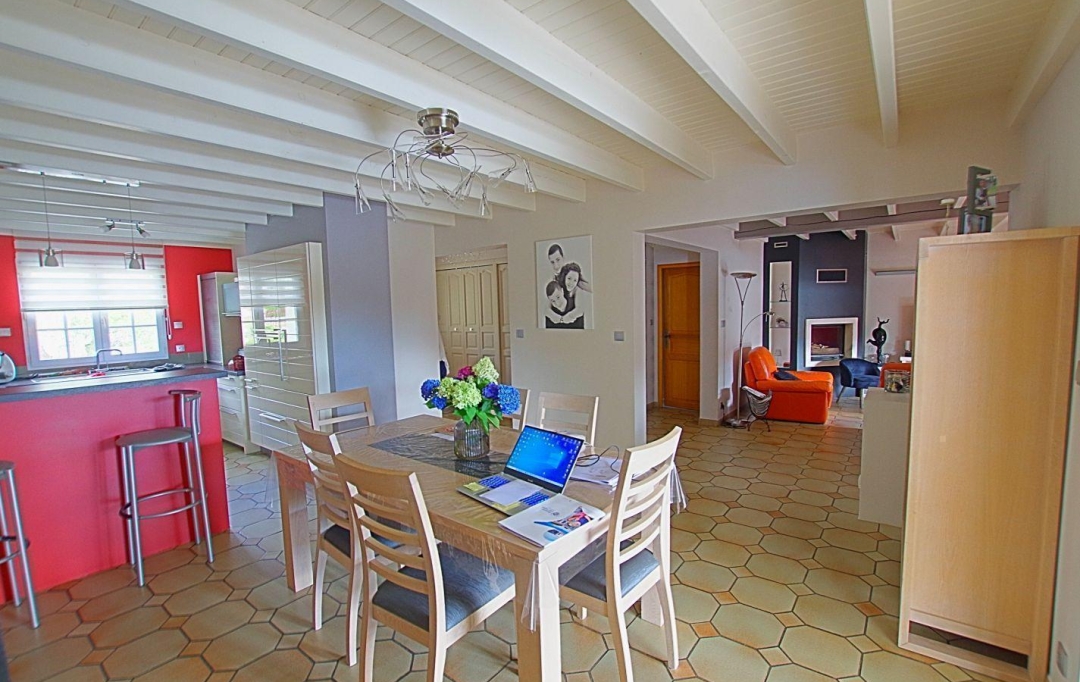 Cote & Sables Immobilier : Maison / Villa | SAINTE-FOY (85150) | 180 m2 | 649 000 € 