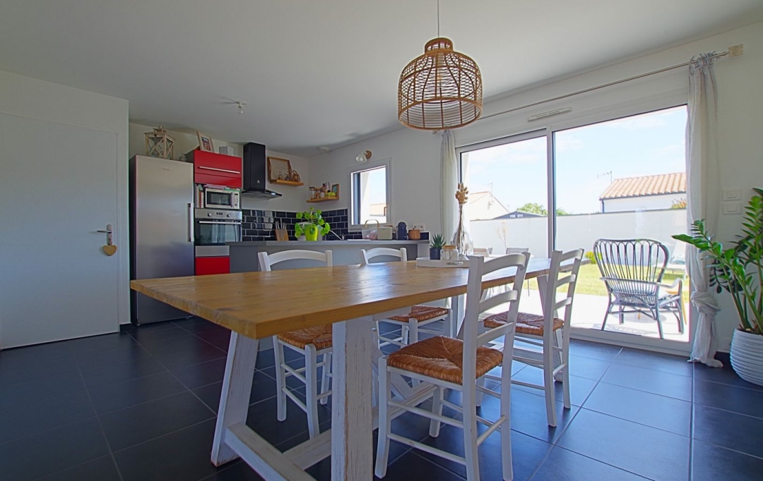 Cote & Sables Immobilier : Maison / Villa | SAINT-MATHURIN (85150) | 85 m2 | 324 900 € 