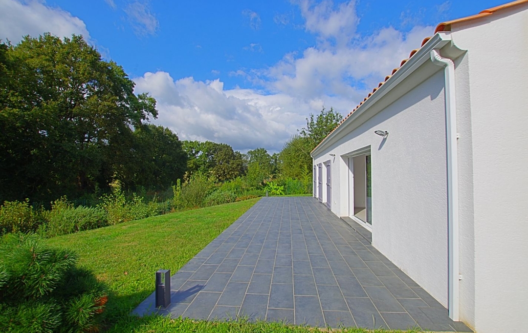 Cote & Sables Immobilier : Maison / Villa | SAINTE-FOY (85150) | 91 m2 | 299 000 € 