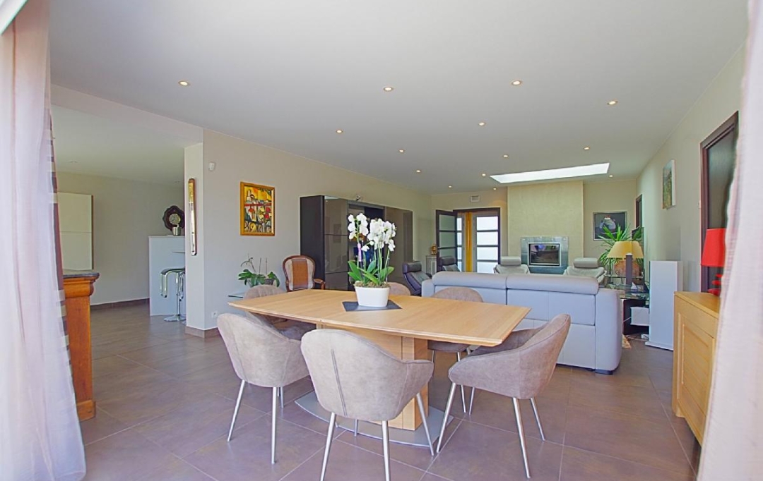 Cote & Sables Immobilier : Maison / Villa | LES SABLES-D'OLONNE (85180) | 210 m2 | 748 900 € 
