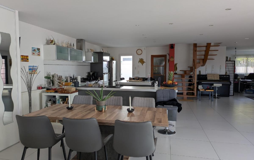 Cote & Sables Immobilier : Maison / Villa | LES SABLES-D'OLONNE (85100) | 196 m2 | 729 000 € 