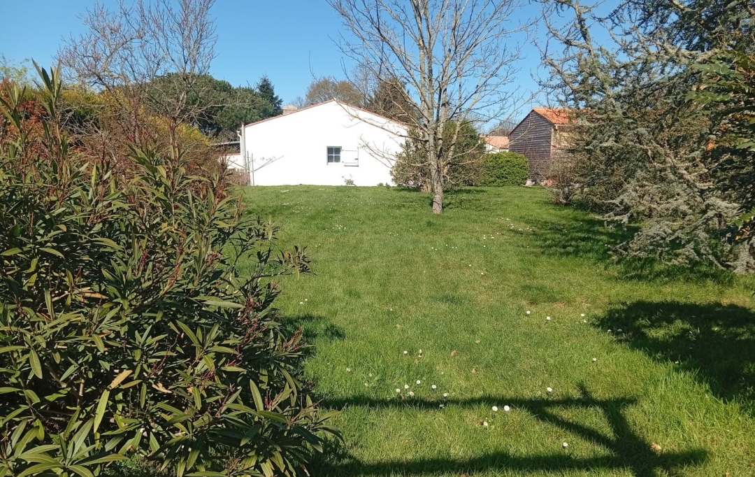 Cote & Sables Immobilier : Maison / Villa | SAINTE-FOY (85150) | 167 m2 | 379 000 &euro; 
