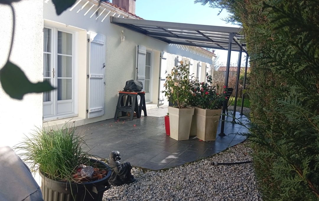 Cote & Sables Immobilier : Maison / Villa | SAINTE-FOY (85150) | 167 m2 | 379 000 &euro; 
