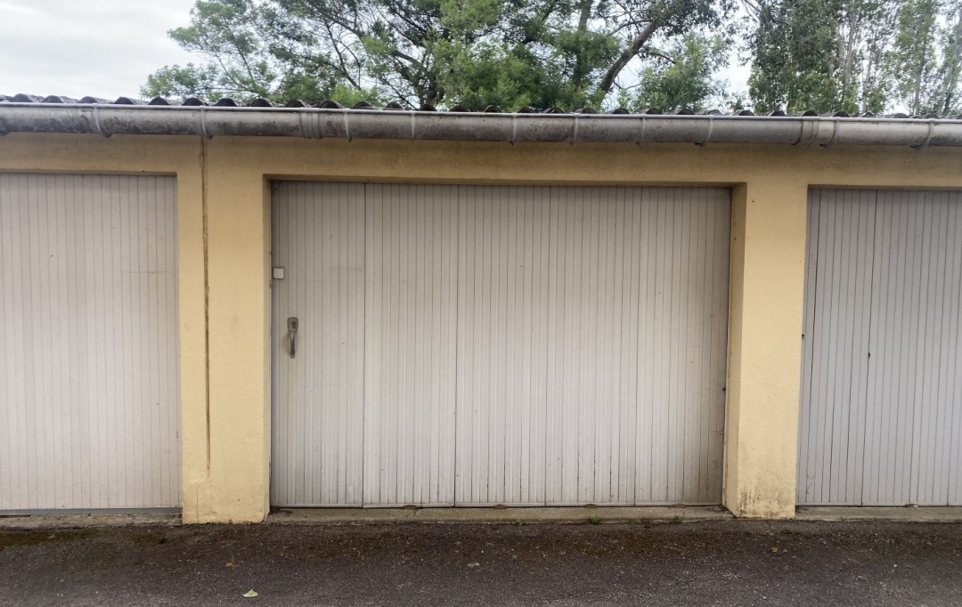 Cote & Sables Immobilier : Garage / Parking | LES SABLES-D'OLONNE (85180) | 17 m2 | 35 000 &euro; 