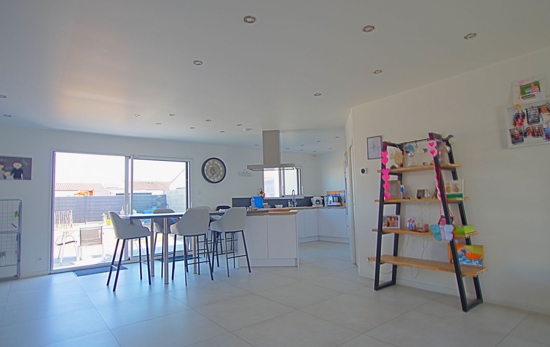 Cote & Sables Immobilier : House | SAINTE-FOY (85150) | 100 m2 | 339 900 &euro; 