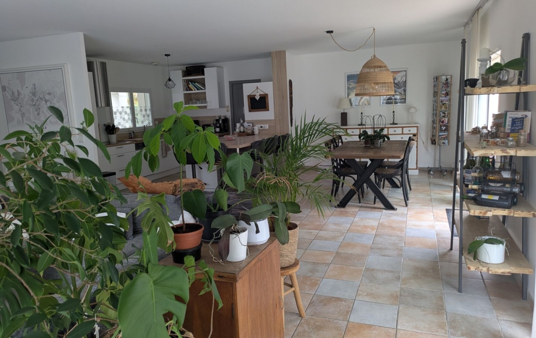 Cote & Sables Immobilier : Maison / Villa | SAINTE-FOY (85150) | 124 m2 | 444 500 &euro; 