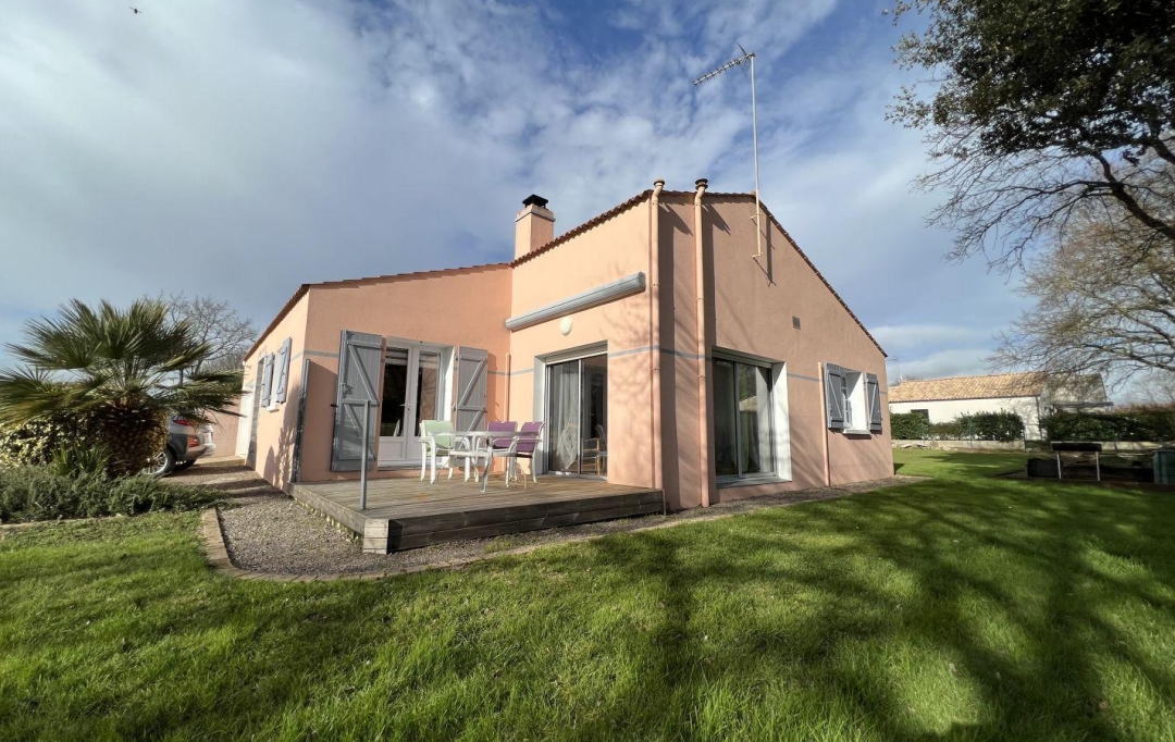 EIRL Cote & Sables Immobilier : Maison / Villa | SAINTE-FOY (85150) | 105 m2 | 392 000 € 
