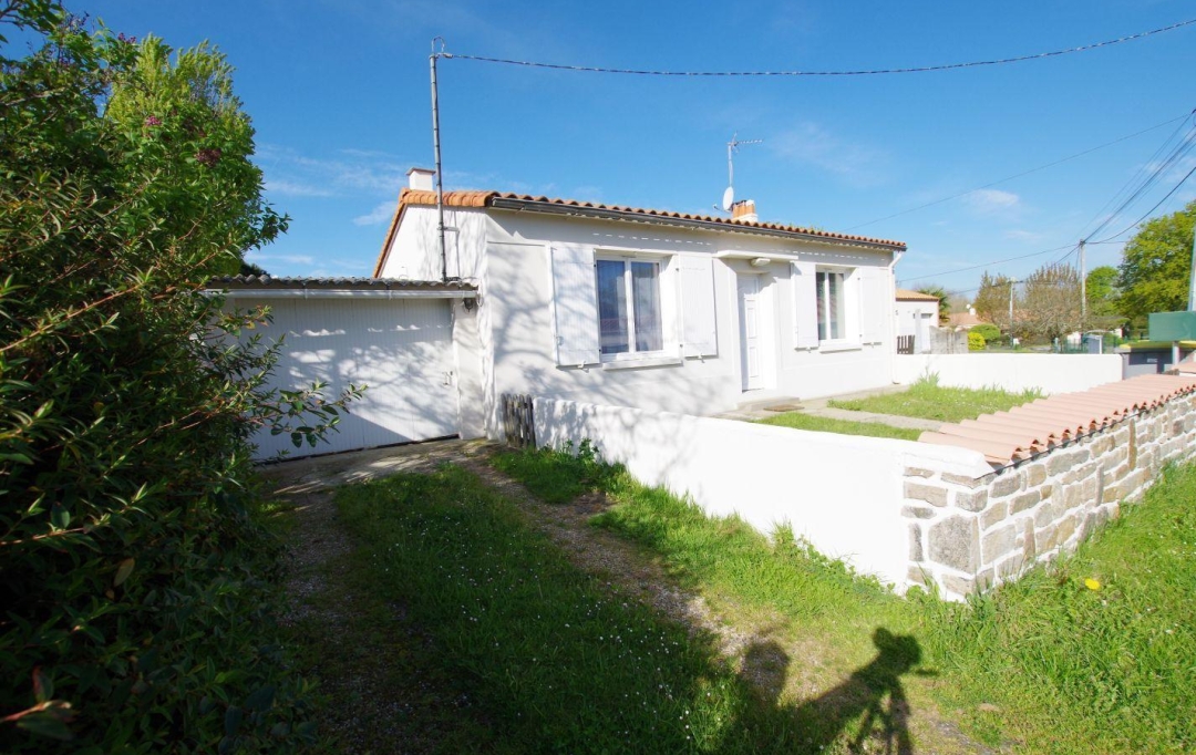 EIRL Cote & Sables Immobilier : Maison / Villa | GROSBREUIL (85440) | 70 m2 | 267 000 € 