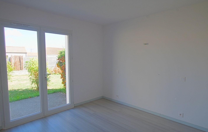 EIRL Cote & Sables Immobilier : Maison / Villa | TALMONT-SAINT-HILAIRE (85440) | 101 m2 | 950 € 