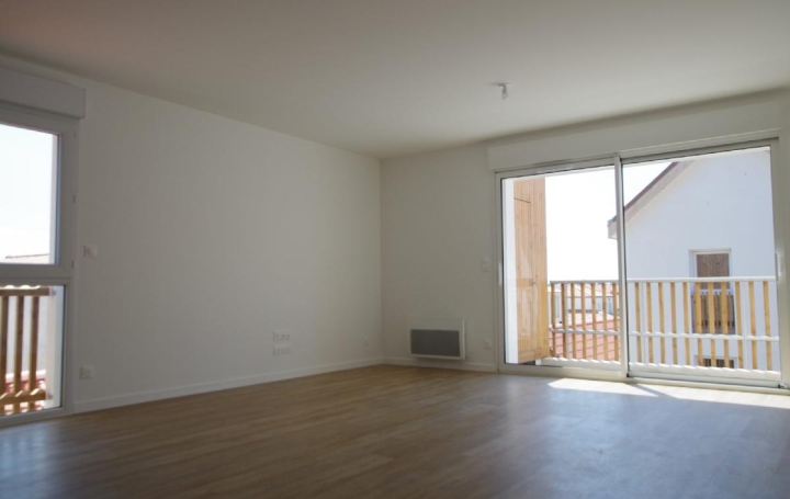 Cote & Sables Immobilier Appartement | LES SABLES-D'OLONNE (85180) | 71 m2 | 880 € 