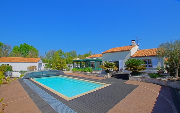  Cote & Sables Immobilier Maison / Villa | SAINTE-FOY (85150) | 180 m2 | 575 000 € 