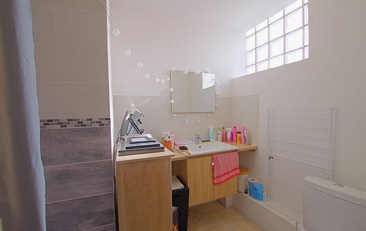 EIRL Cote & Sables Immobilier : Immeuble | LES SABLES-D'OLONNE (85340) | 185 m2 | 466 900 € 