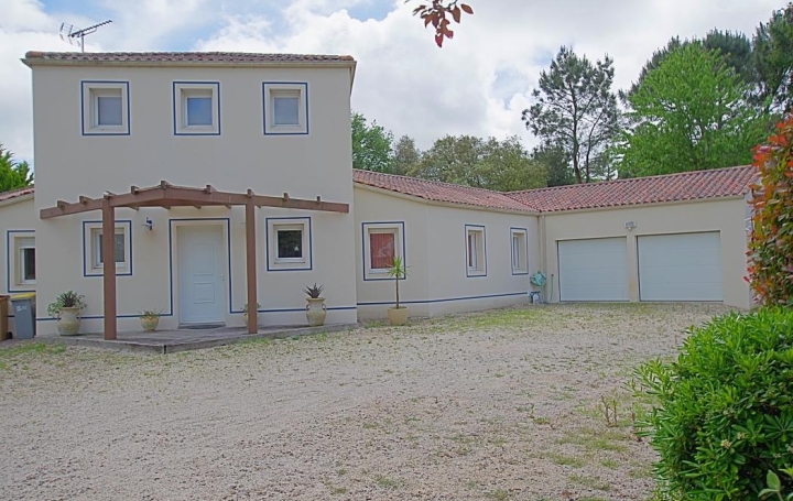 Cote & Sables Immobilier : Maison / Villa | TALMONT-SAINT-HILAIRE (85440) | 235 m2 | 600 000 € 
