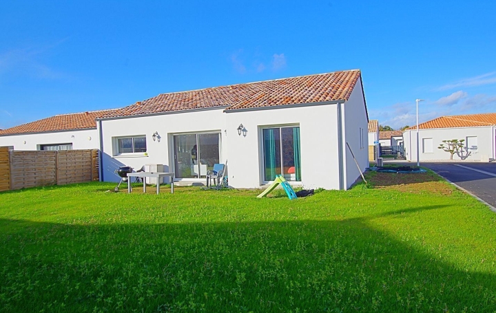 EIRL Cote & Sables Immobilier : Maison / Villa | SAINTE-FOY (85150) | 101 m2 | 305 000 € 