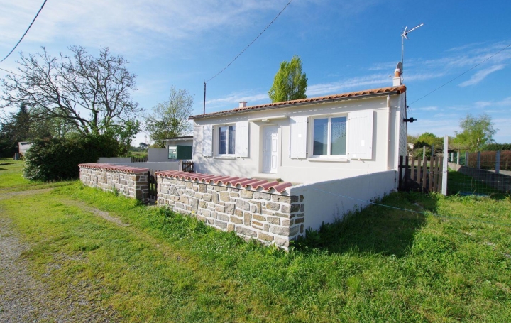 Maison GROSBREUIL 70 m2 267 000 € Maison GROSBREUIL 70 m2 267 000 €